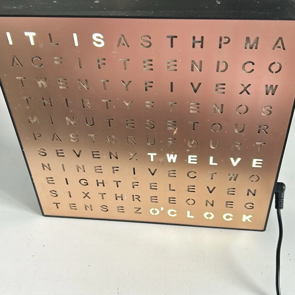 Clock - Picture 3 of 6